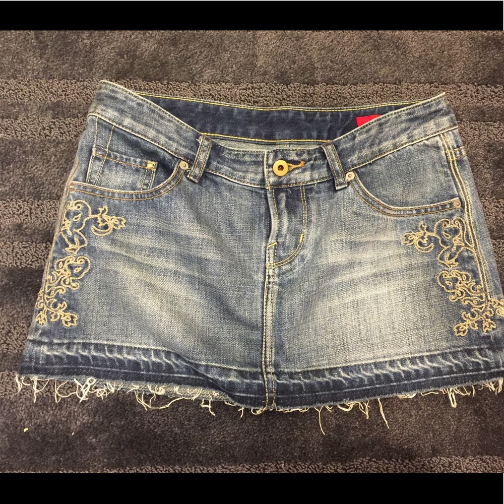 EXPRESS distressed denim mini skirt-ADORABLE!